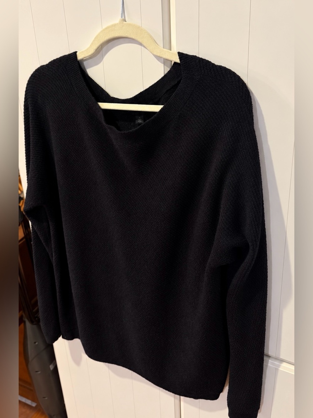 Barefoot Dreams CozyChic Ultra Lite Black V Neck Sweater S Quiet Luxury - Picture 5 of 5